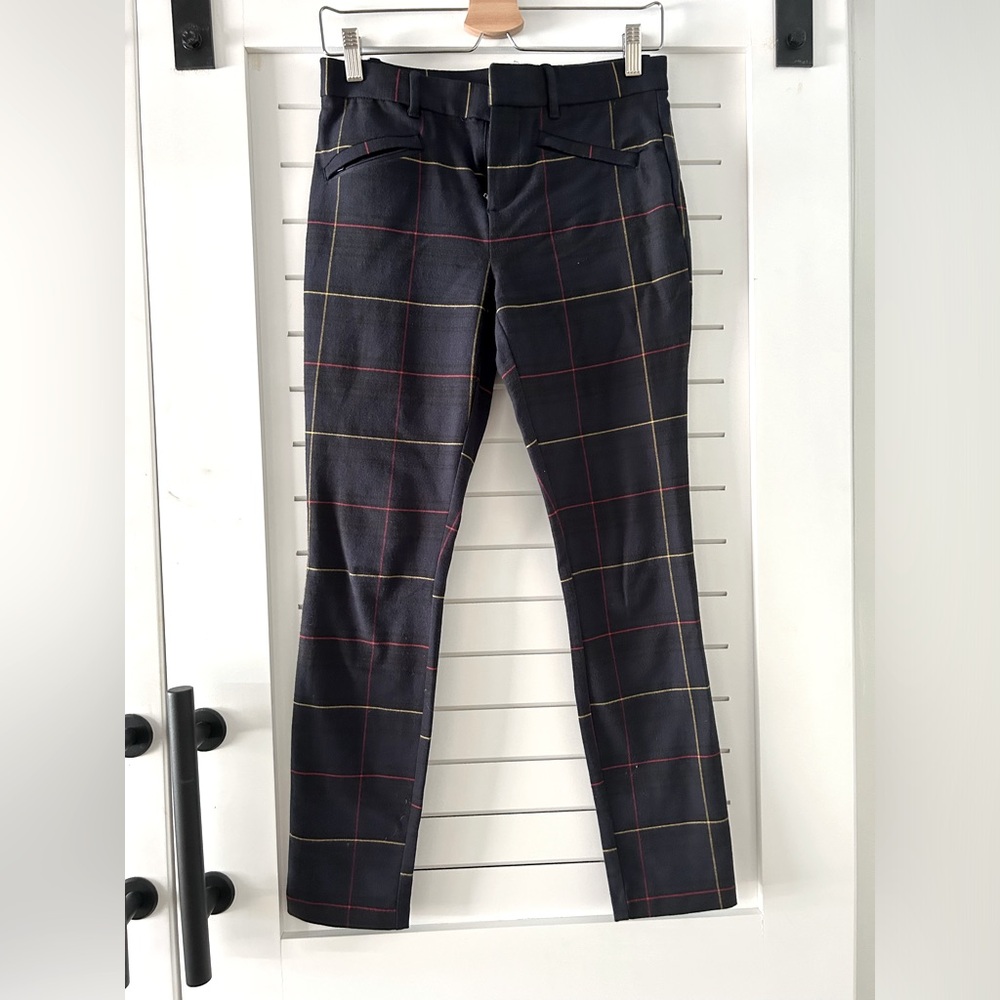 Gap skinny pant.